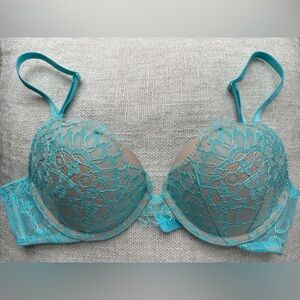 Victoria's Secret Very Sexy Push-Up Turquoise Lace Bra